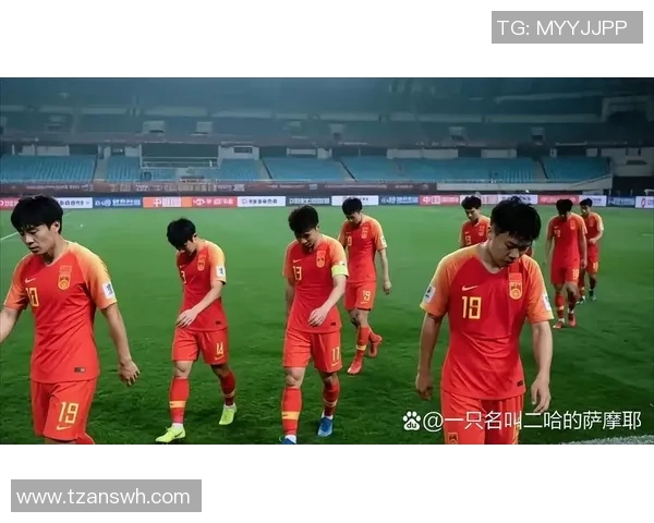 中国足球场上的艺术大师 他以精湛技术和优雅球风赢得球迷心 中国足球场上的艺术大师 他以精湛技术和优雅球风赢得球迷心