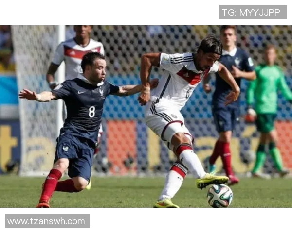 一米五身高踢足球的球星如何在绿茵场上创造奇迹的故事