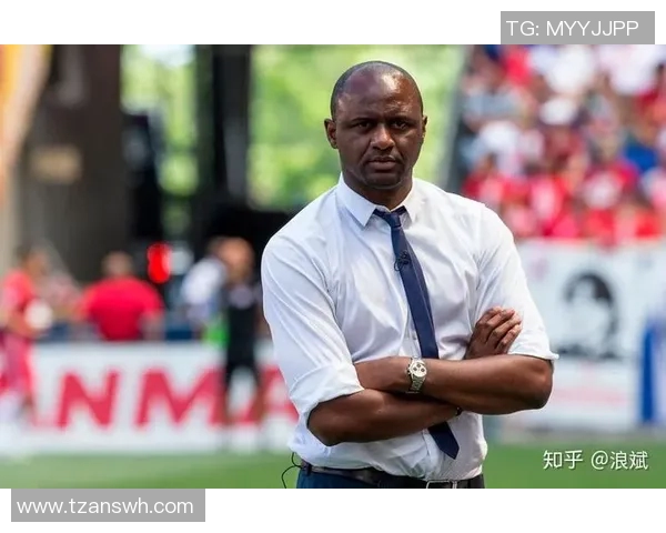 梦中与足球巨星同行亲密接触体验：你与球场传奇的奇妙邂逅